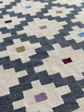 Load image into Gallery viewer, Multicolor Medallions Rug