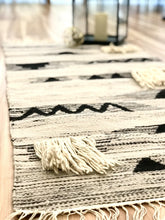 Load image into Gallery viewer, Elena Boho Rug - Cushy Home Decor