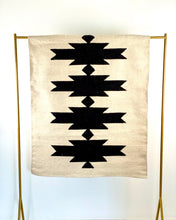 Load image into Gallery viewer, Cream Lexy Handwoven Rug
